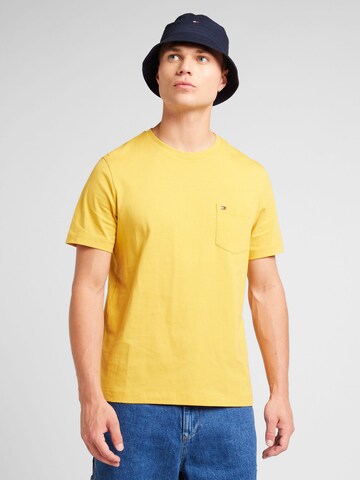 TOMMY HILFIGER Koszulka w kolorze żółty: przód