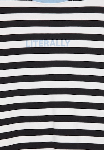 Tricou de la Pull&Bear pe negru