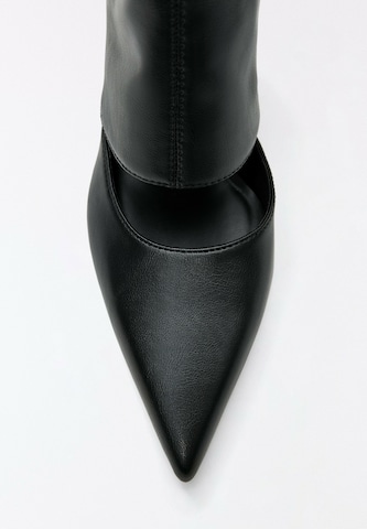 Bershka Členkové čižmy - Čierna