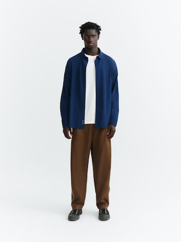 Thinking MU Regular fit Overhemd 'HARU' in Blauw: voorkant