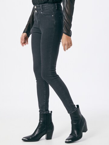 Skinny Jean 'Chrissy' ONLY en noir : devant