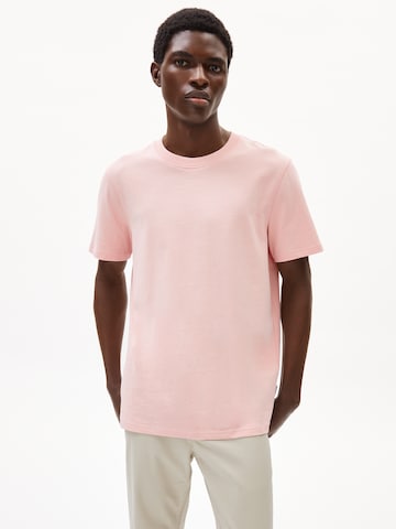 ARMEDANGELS Shirt 'Maarkos' in Roze: voorkant
