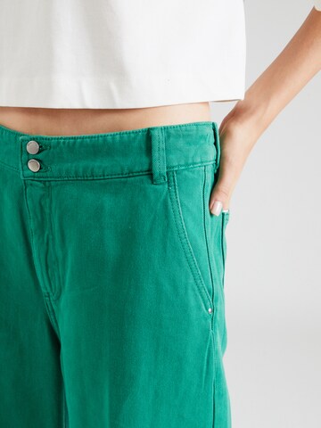 Wide leg Pantaloni cu dungă de la UNITED COLORS OF BENETTON pe verde