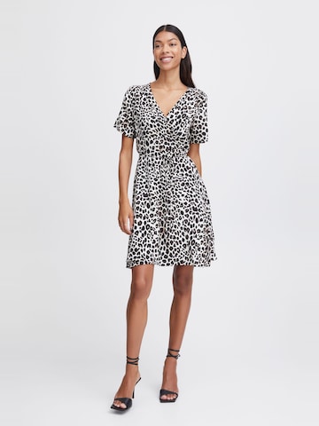 b.young Blusenkleid in Schwarz: Vorderseite
