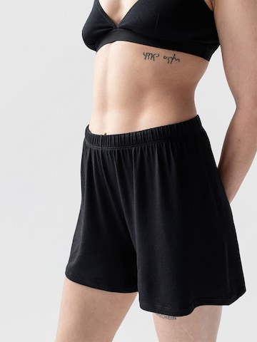 Erlich Textil - Calças de pijama 'LIA' em preto