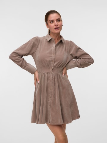 VERO MODA Blousejurk 'AWAne' in Bruin: voorkant