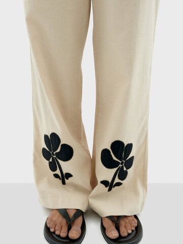 Loosefit Pantalon ' BRIGITTE ' Thinking MU en beige