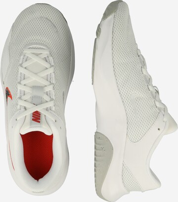 NIKE - Calzado deportivo en blanco