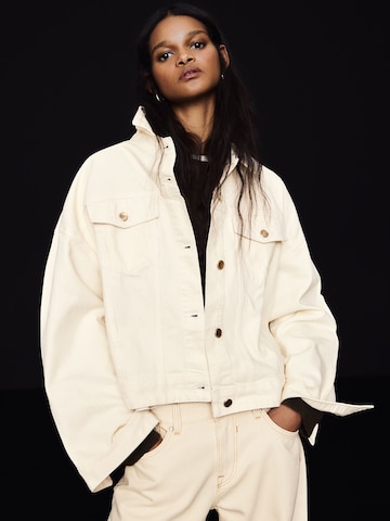 Bershka Between-season jacket in Beige