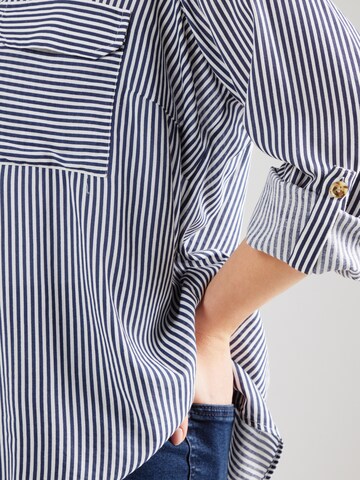 Camicia da donna 'VMBumpy' di Vero Moda Curve in grigio