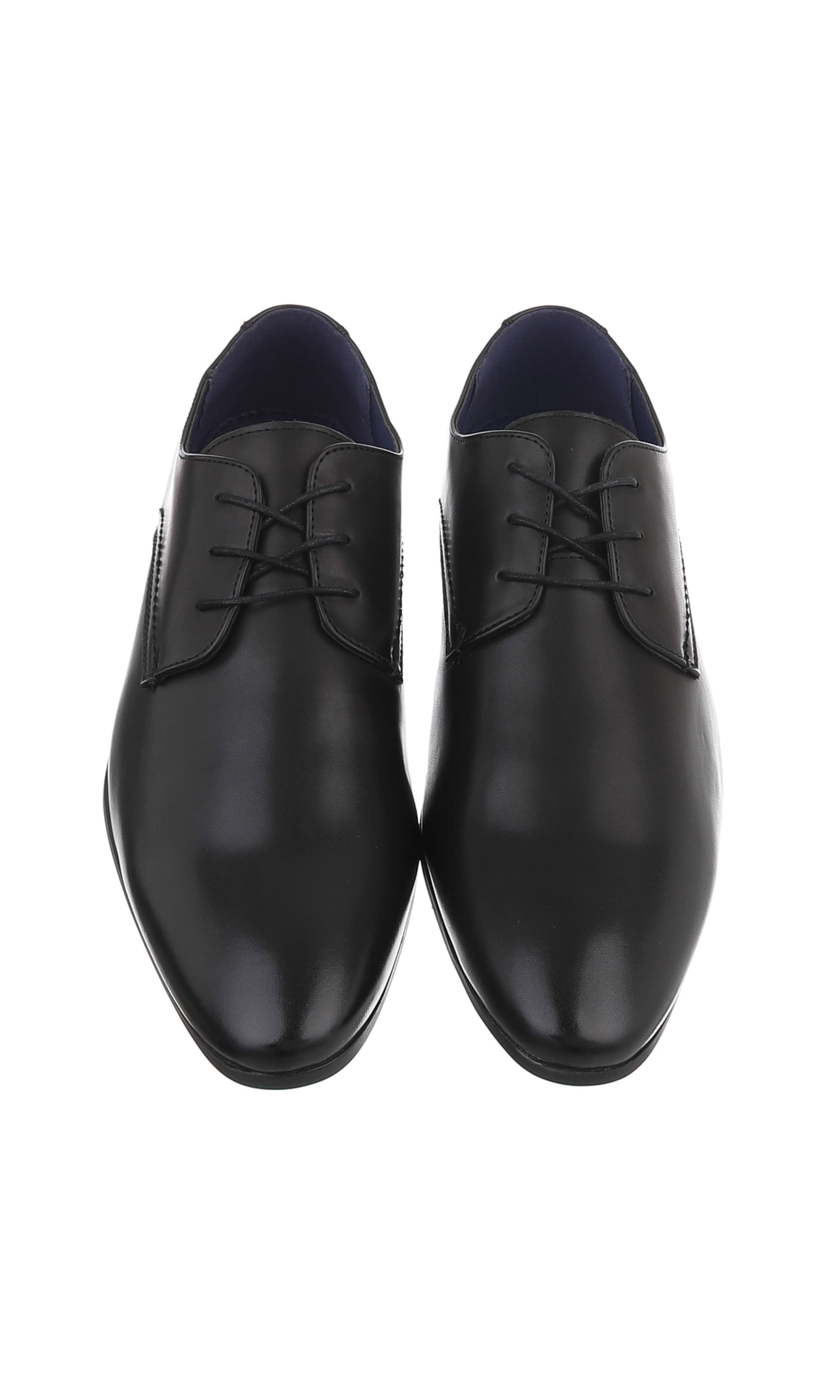 CoolWalk Schnürschuh in Schwarz