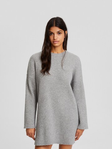 Bershka Kleid in Grau: predná strana