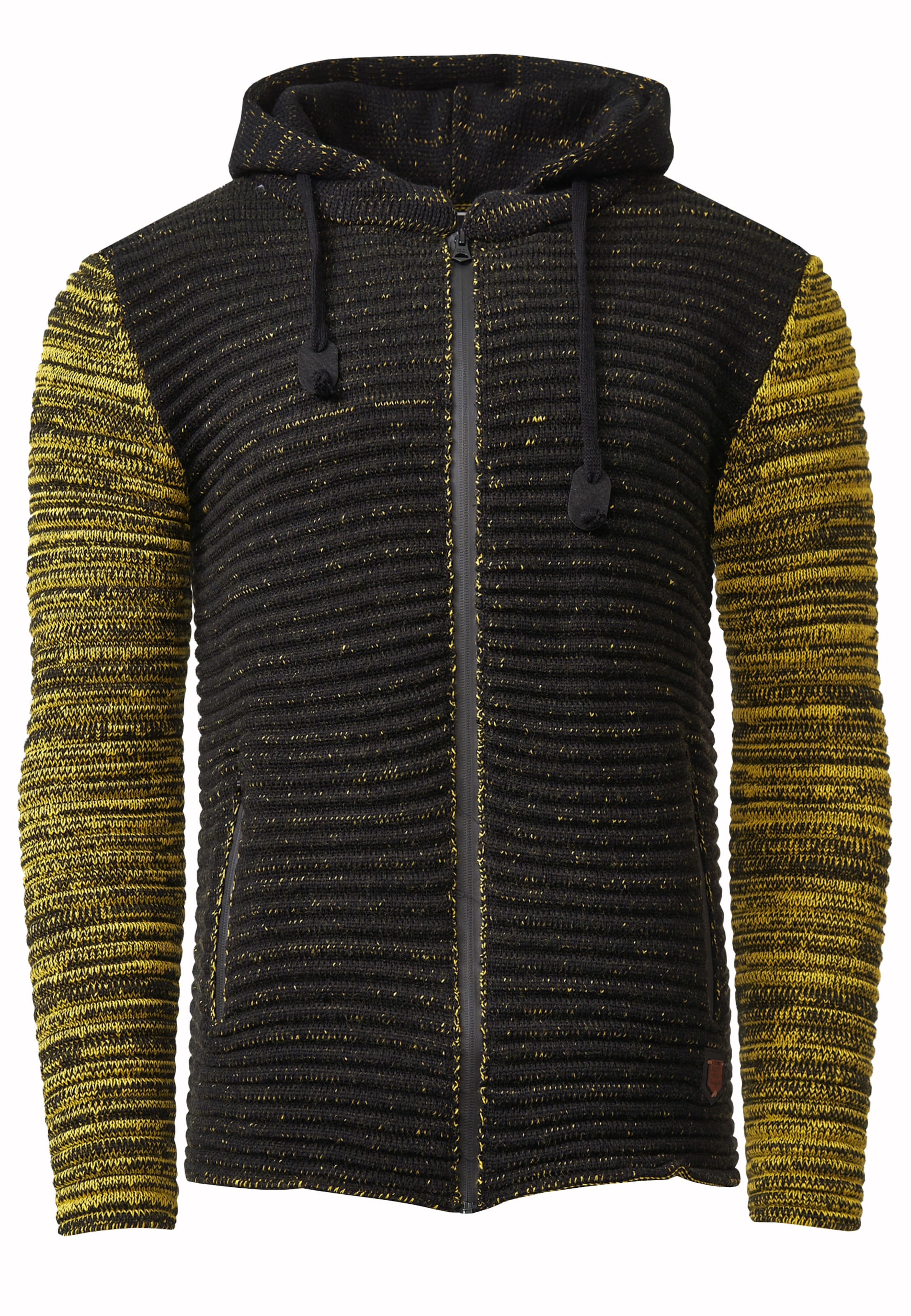 Rusty Neal Strickjacke in Schwarz: Vorderseite