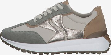 s.Oliver Sneaker in Beige