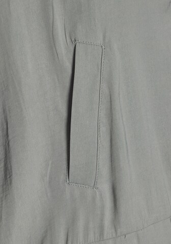 zaļš LASCANA Starpsezonu jaka