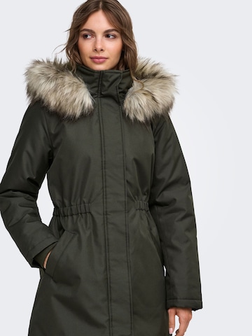 ONLY - Parca de invierno 'ONLMATHILDA' en verde