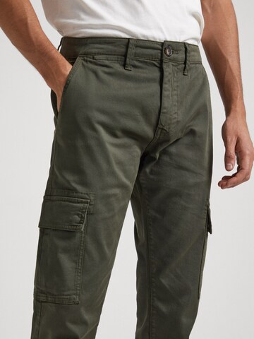 Pepe Jeans Regular Pants 'SEAN' in Green