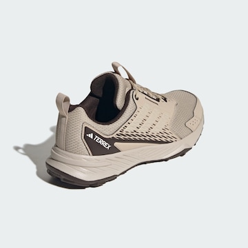 ADIDAS TERREX - Sapato baixo 'Tracefinder' em bege