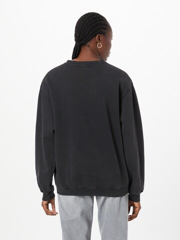 Maison Labiche Sweatshirt 'LEDRU' i grå