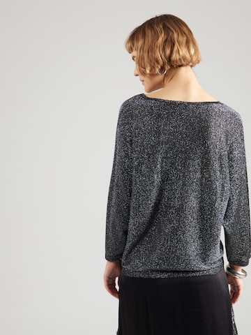 Pulover de la QS pe negru