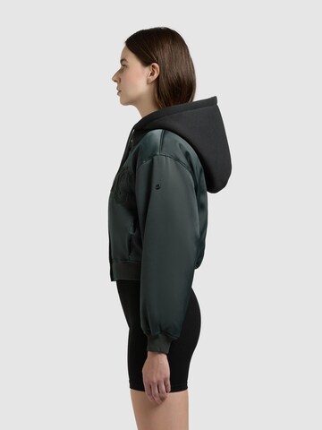 Veste mi-saison 'Chani' khujo en vert