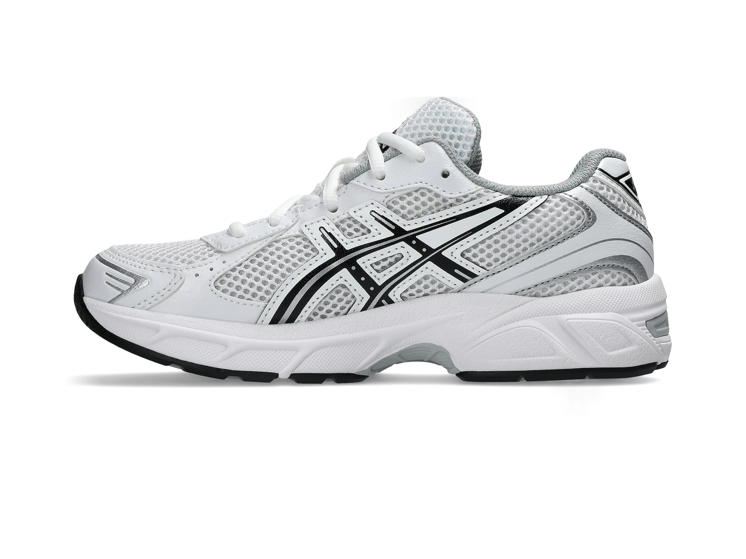 ASICS SportStyle Sneakers in White: front