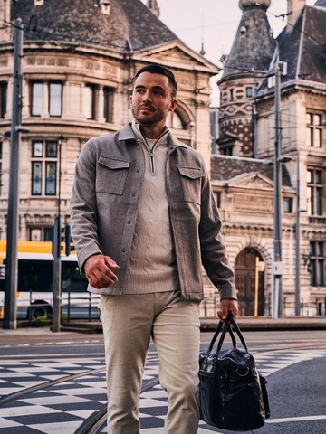 Suitable Between-Season Jacket in Beige
