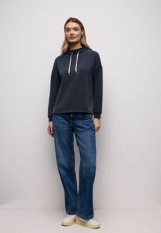 STREET ONE Sweatshirt in Blau
