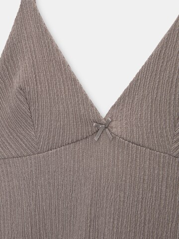 Pull&Bear Šaty - Sivá
