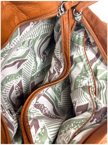 Kumixi Handtasche in Braun