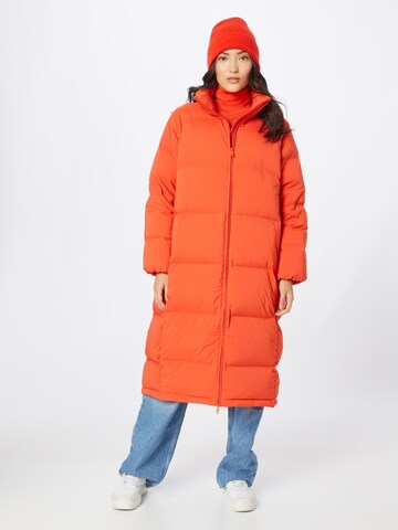 Cappotto invernale di Calvin Klein in arancione: frontale