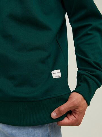 JACK & JONES Sweatshirt in Groen