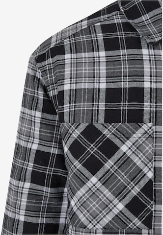 Urban Classics - Regular Fit Camisa em preto