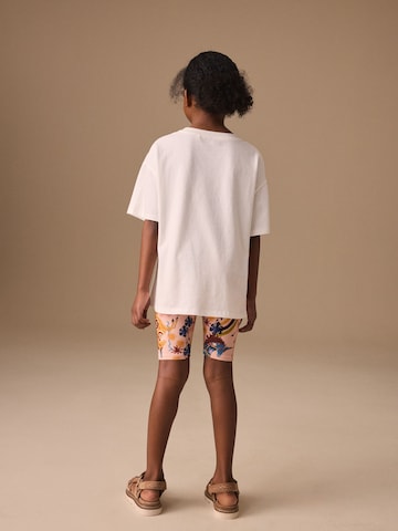 Next Setti värissä valkoinen