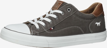 MUSTANG Sneakers in Brown: front