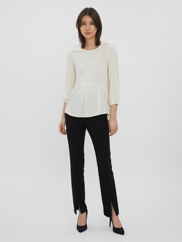 VERO MODA - Blusa 'Nads' en blanco