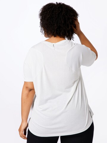 Only Play Curvy Performance Shirt in White
