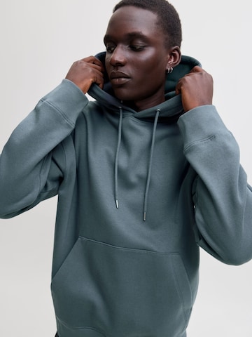 JACK & JONES Sweatshirt in Blau