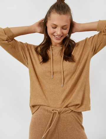 Koton Slaapshirt in Bruin