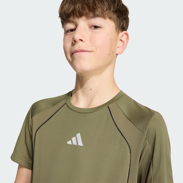 ADIDAS SPORTSWEAR - Camisa funcionais em verde
