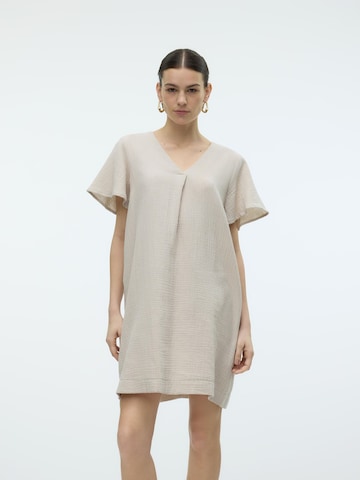 Robe 'NATALI' VERO MODA en gris : devant