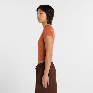new balance T-Shirt 'Define' in Orange