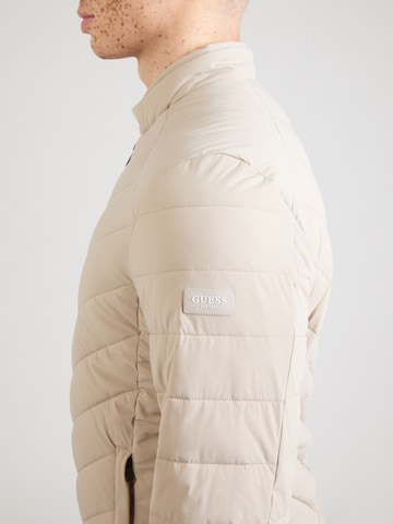 GUESS Демисезонная куртка в Зеленый