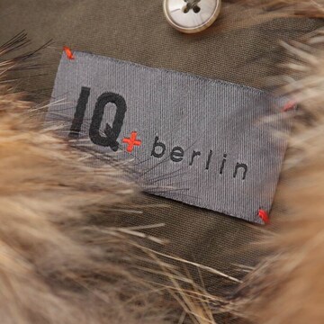 IQ+ Berlin Jacket & Coat in M in Green
