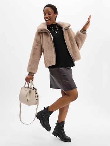 Marie Lund Übergangsjacke in Beige