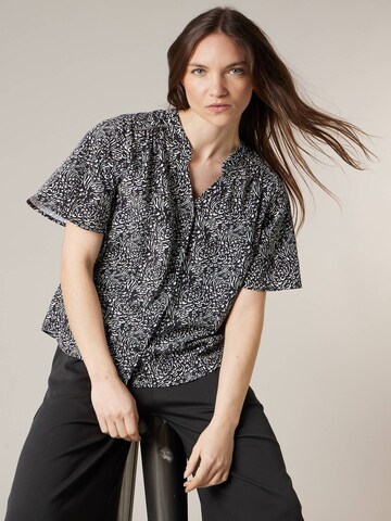 Chemisier ' ODANA ' Deeluxe en noir : devant