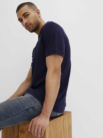 bonprix Poloshirt in Blau