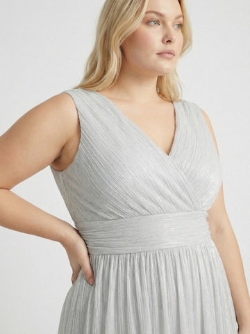 GUIDO MARIA KRETSCHMER FOR BRIDGERTON Festkjole 'Lady in Silver' i sølv