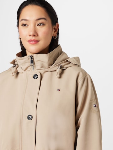 Parka mi-saison Tommy Hilfiger Curve en beige