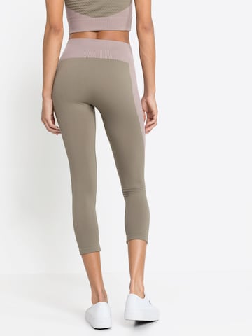 Skinny Pantalon de sport LASCANA ACTIVE en vert